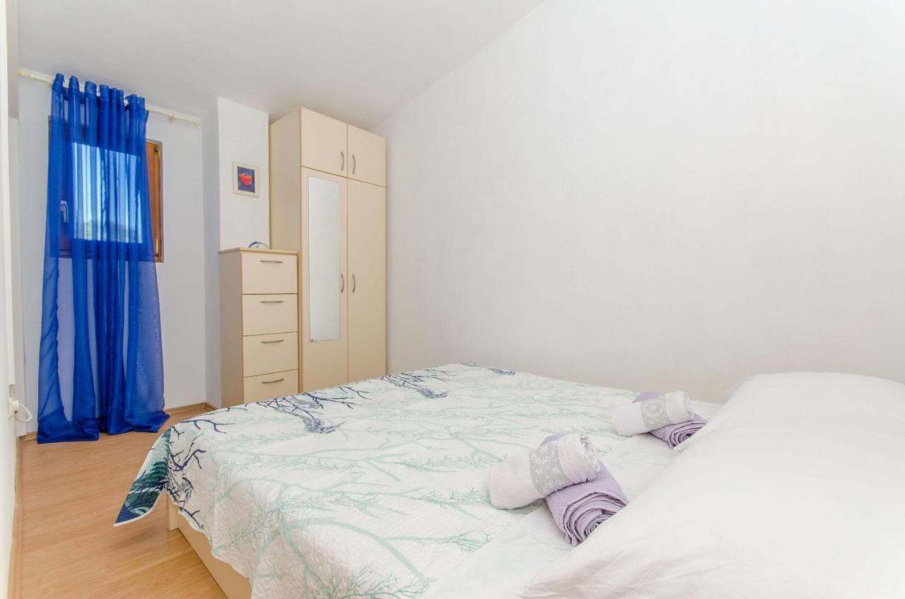 Apartments Goran Vir Zewnętrze zdjęcie