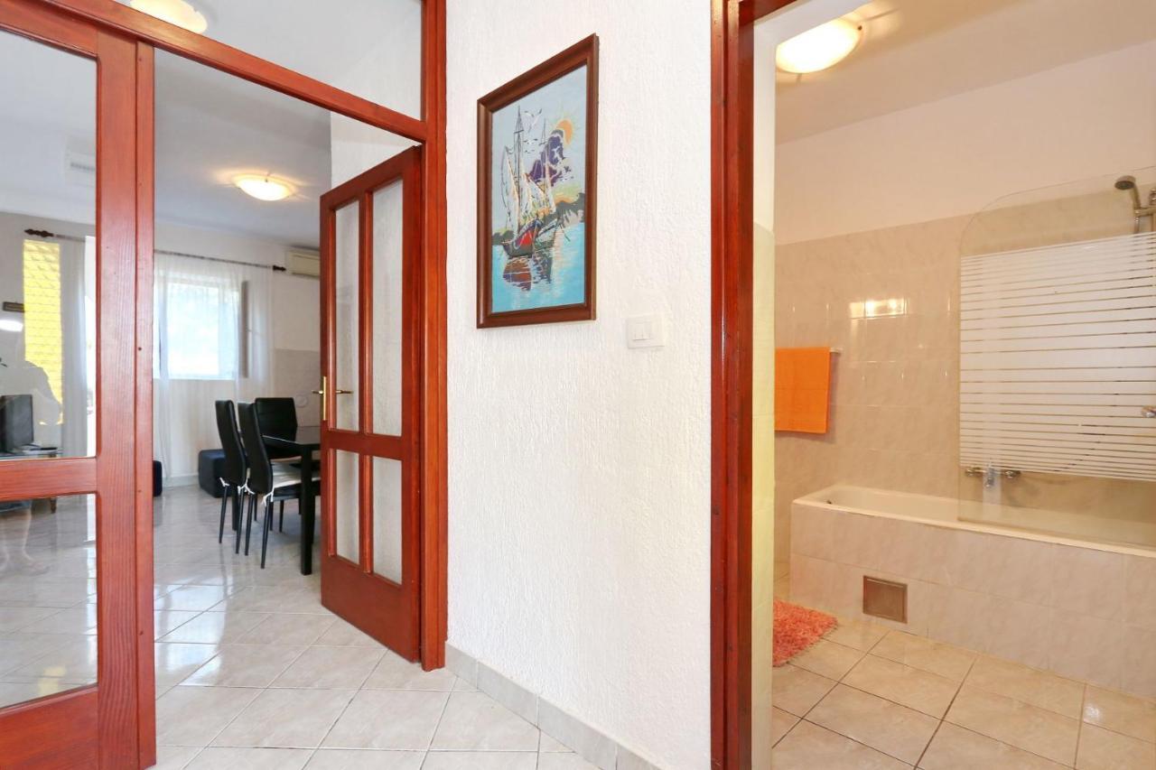 Apartments Goran Vir Zewnętrze zdjęcie