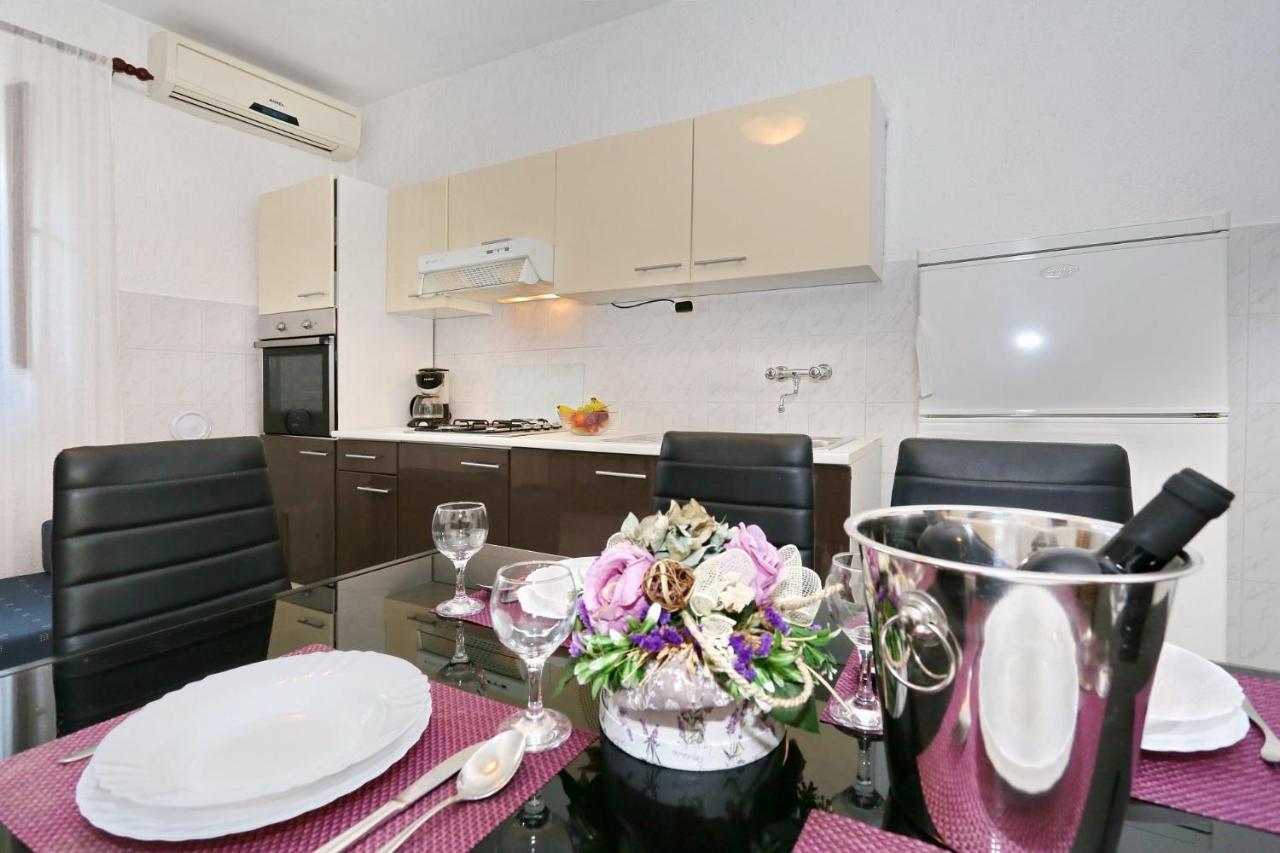 Apartments Goran Vir Zewnętrze zdjęcie