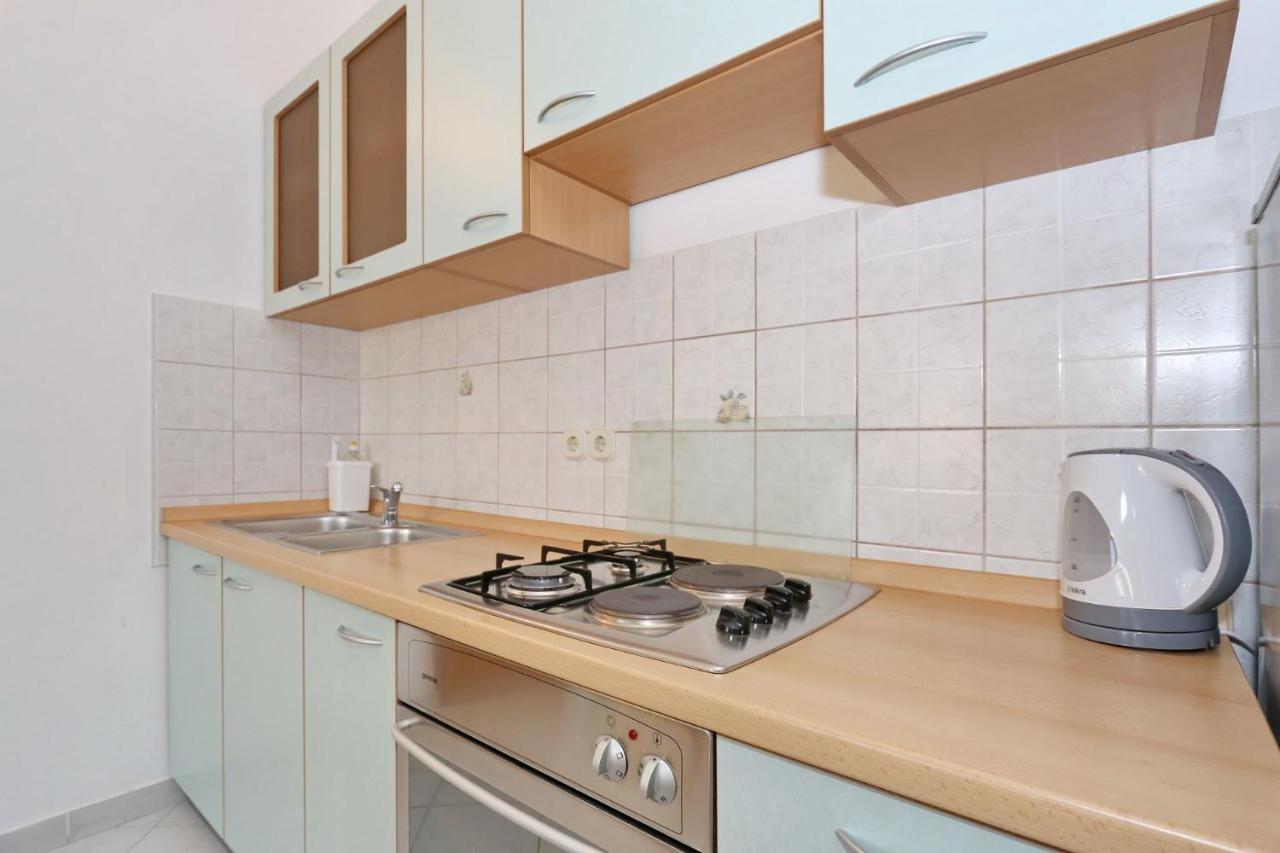 Apartments Goran Vir Zewnętrze zdjęcie
