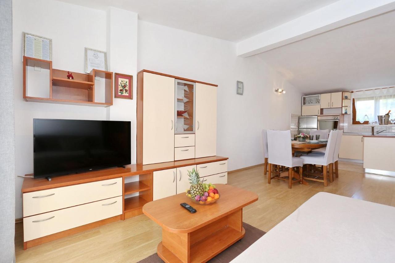 Apartments Goran Vir Zewnętrze zdjęcie